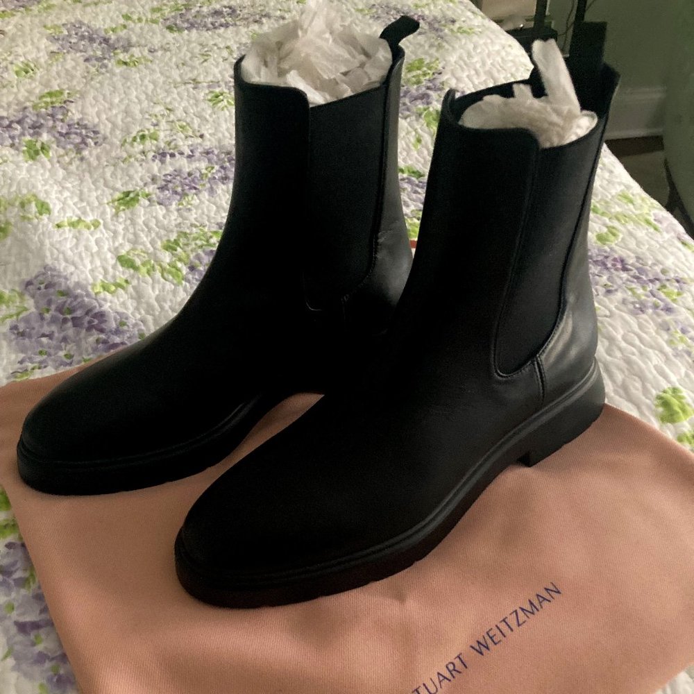 Stuart Weitzman Black Leather McKenzee Chelsea Bootie